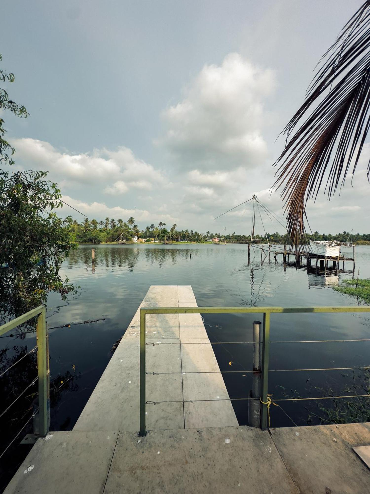 Bamboonest Riverside Vila Kochi Exterior foto